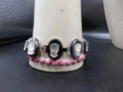 CAMEO BRACELET GOOD B